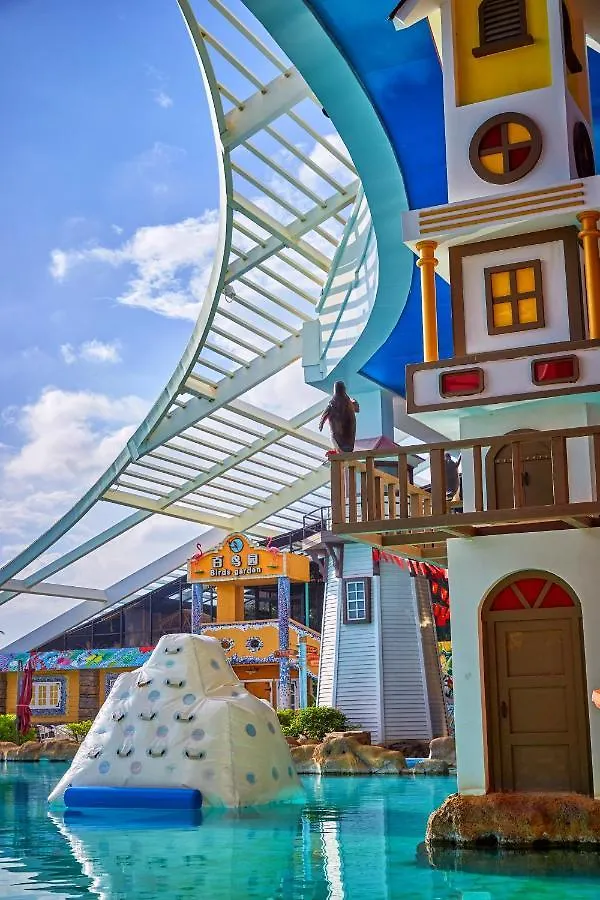 Beluga Sanya Discovery Ocean World Hotel
