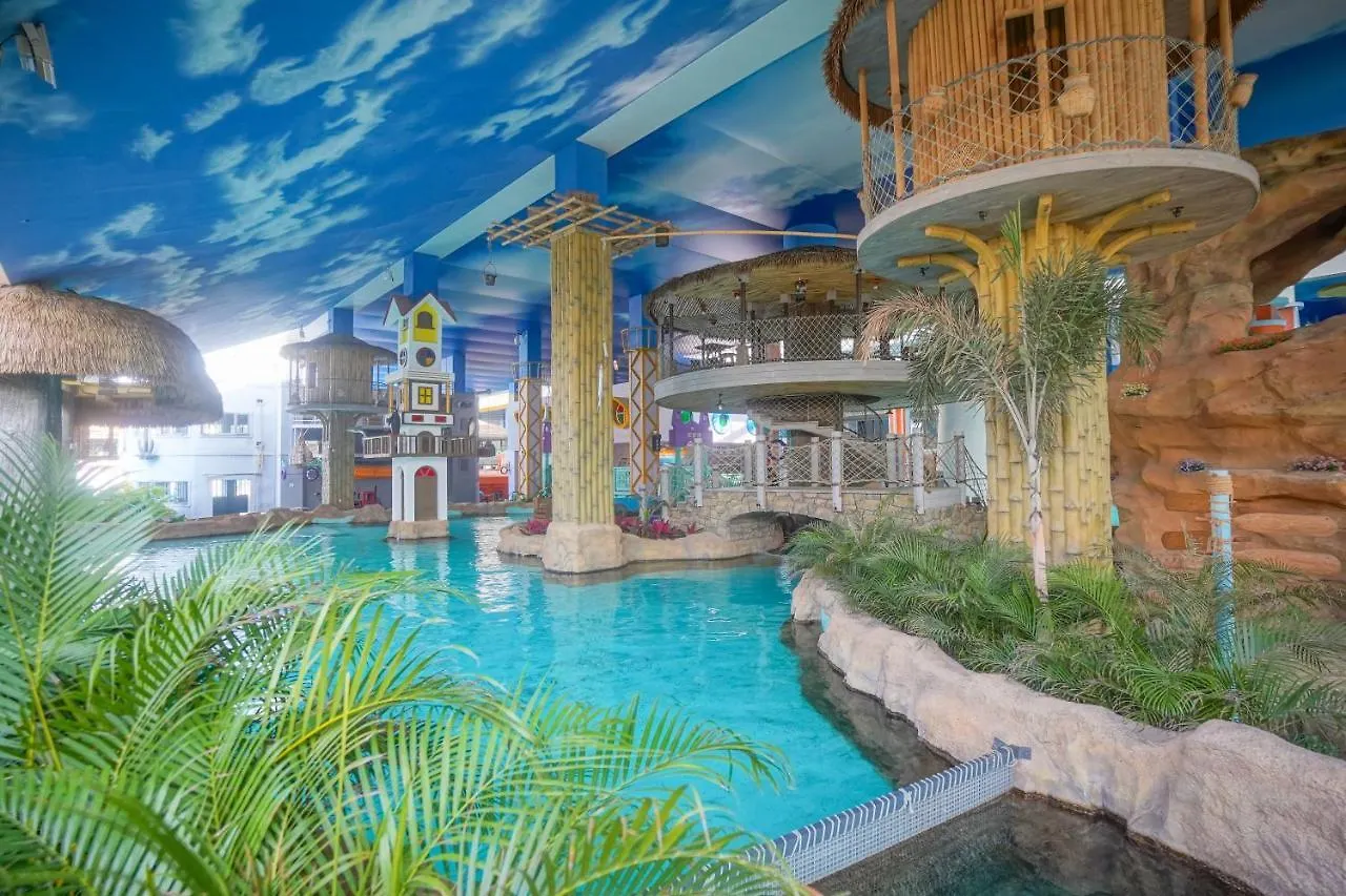 Beluga Sanya Discovery Ocean World Otel