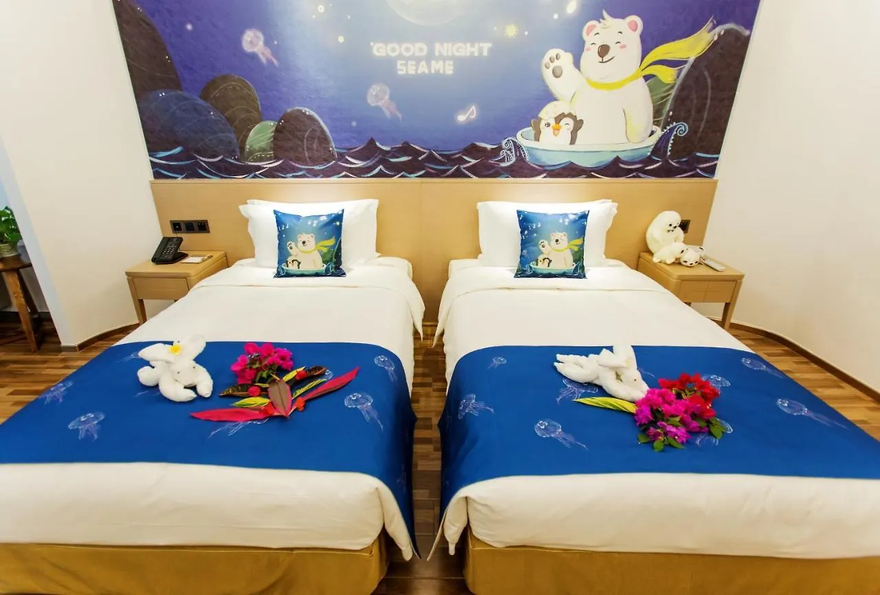 Beluga Sanya Discovery Ocean World Otel 5*,